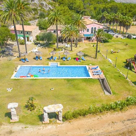 Spacious In With Shared Pool Appartamento Pollença