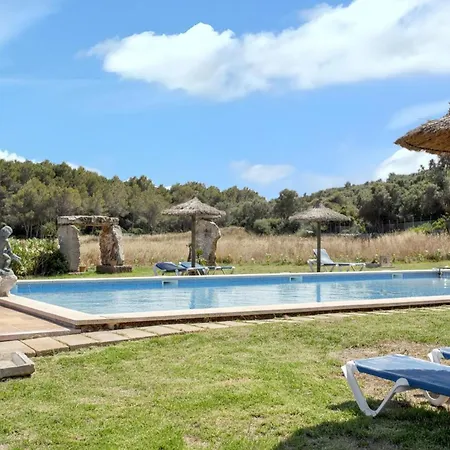Spacious In With Shared Pool Appartamento *